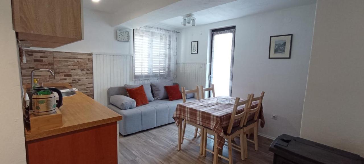 Apartman Sveti Rok Exteriör bild
